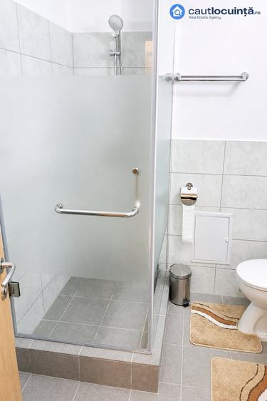 Apartament cu 3 camere decomandat, mobilat în Unirii