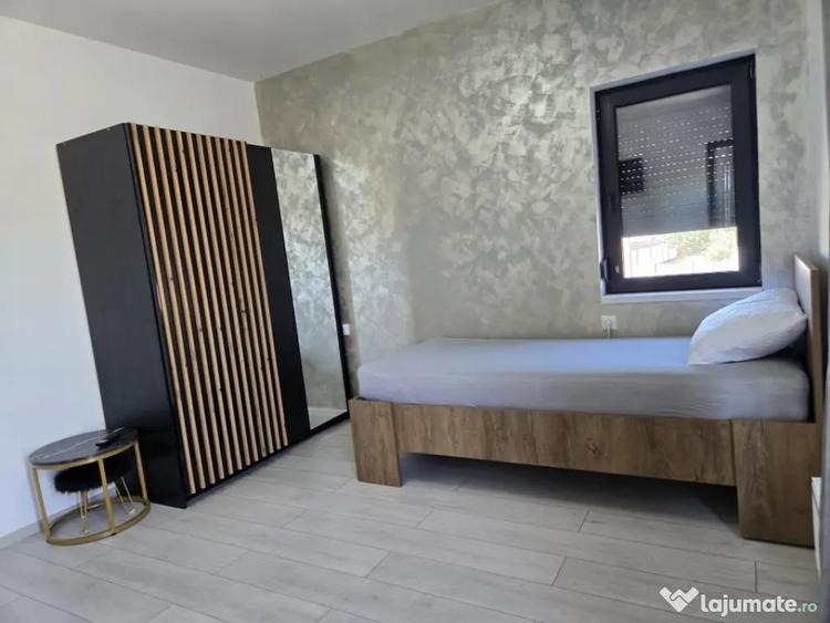 Casă cu 3 camere cu Teren 150 Mp în Central