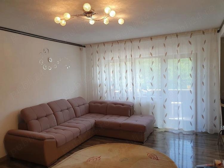 Apartament cu 4 camere decomandat, mobilat în Noua
