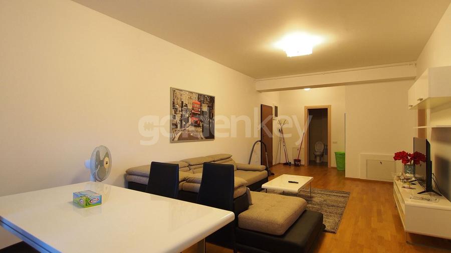 Apartament cu 3 camere semidecomandat, mobilat în Herăstrău