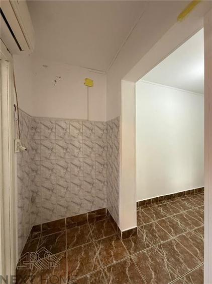 Apartament cu 3 camere decomandat în Brăilei