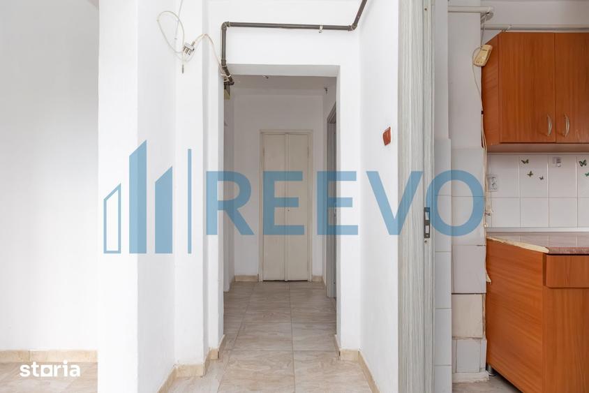 Apartament cu 3 camere decomandat în Republicii