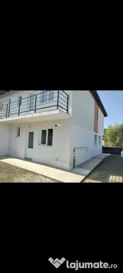 Casă cu 3 camere în Vișani