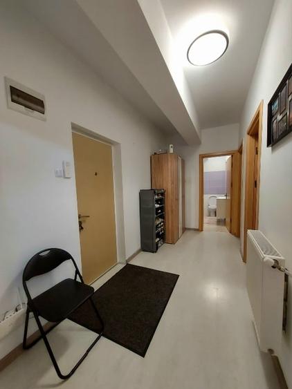 Apartament cu 3 camere decomandat, mobilat în Lunca Cetățuii