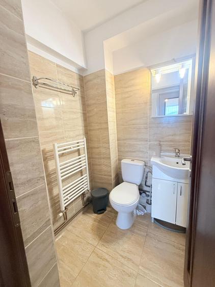 Garsonieră decomandată, mobilată în Central