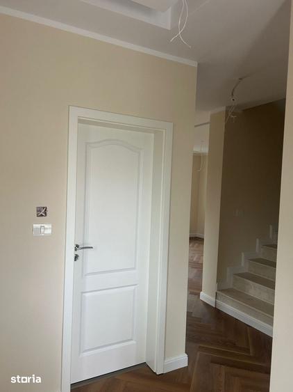 Apartament cu 4 camere în Giroc