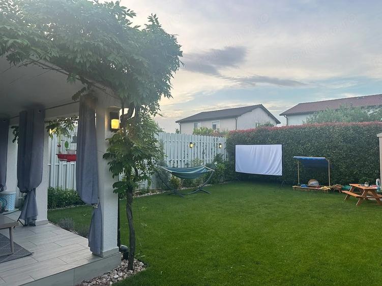 Casă cu 3 camere în Dumbrăvița
