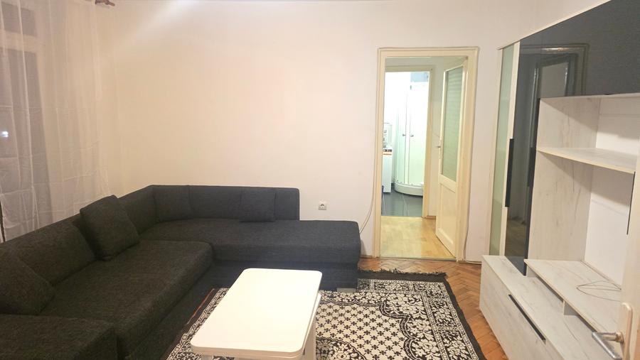 Apartament cu 2 camere semidecomandat în Ultracentral