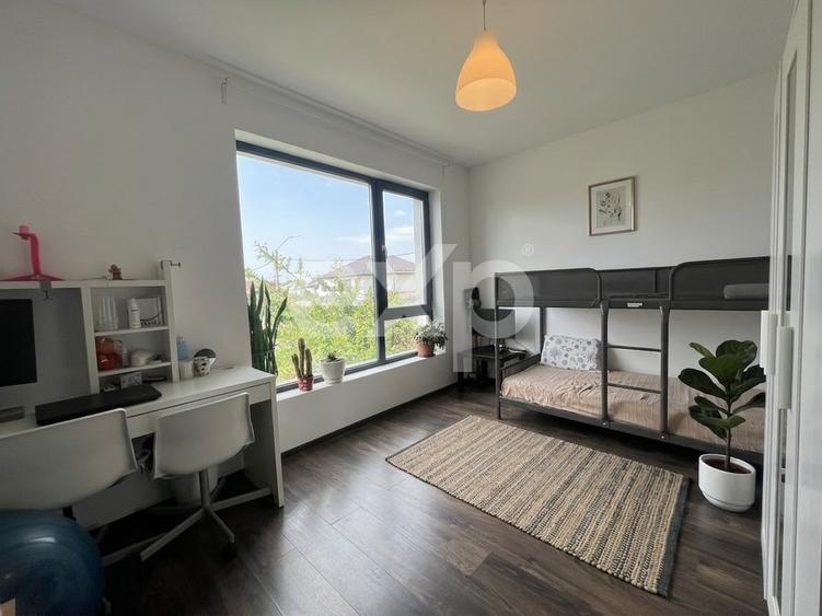 Casă individuală cu 4 camere cu Teren 230 Mp în Tunari