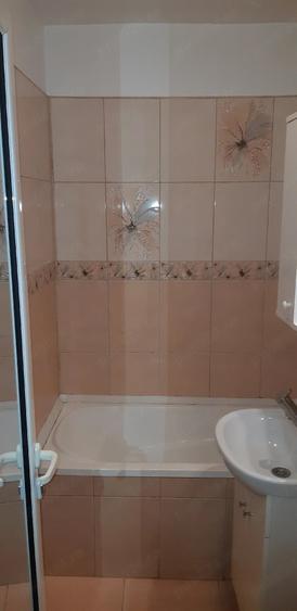 Apartament cu 2 camere semidecomandat în Viziru 3