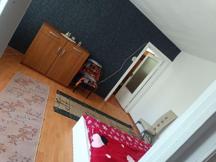 Apartament cu 2 camere decomandat în Exterior Vest