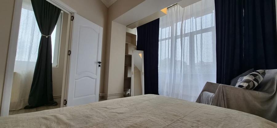 Apartament cu 2 camere semidecomandat, mobilat în Parcul Carol