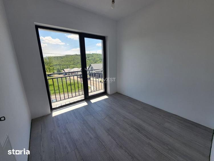 Casă cu 4 camere cu Teren 250 Mp în Miroslava