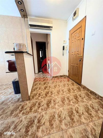 Apartament cu 2 camere decomandat, mobilat în City Park Mall