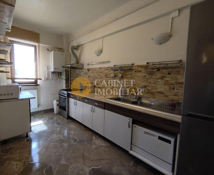 Apartament cu 2 camere, mobilat în Cug