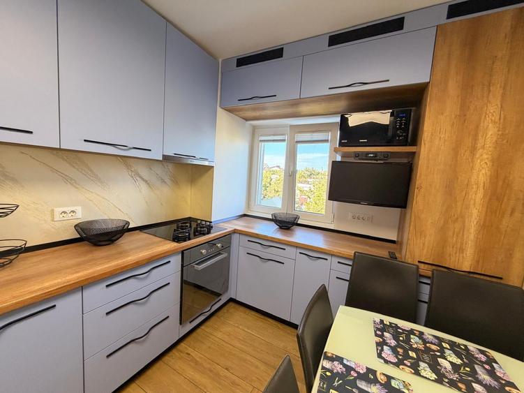 Apartament cu 4 camere decomandat, mobilat în Aviației