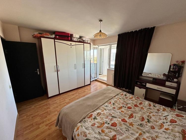 Apartament cu 2 camere decomandat în Energia