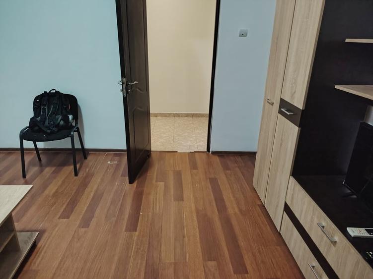 Apartament semidecomandat în Magheru