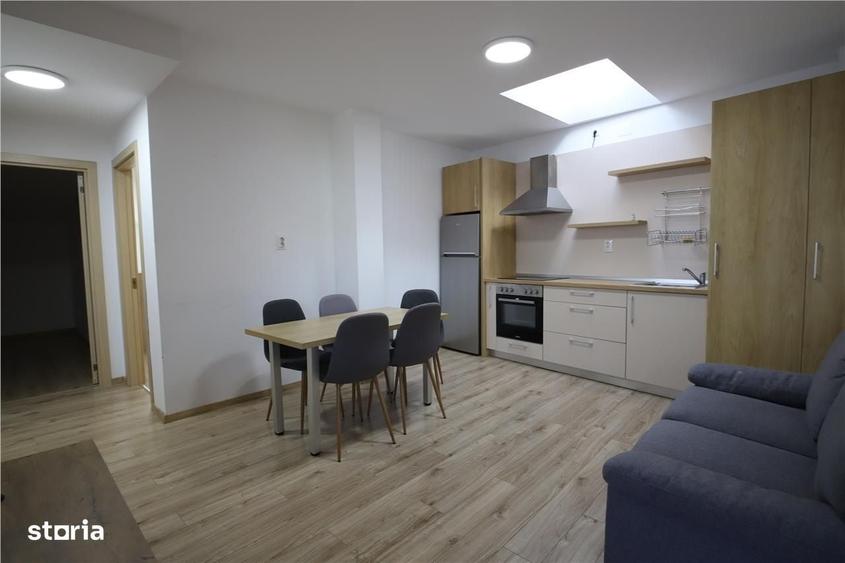 Apartament cu 4 camere în Lefaia