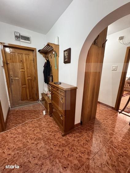 Apartament cu 4 camere decomandat în Central