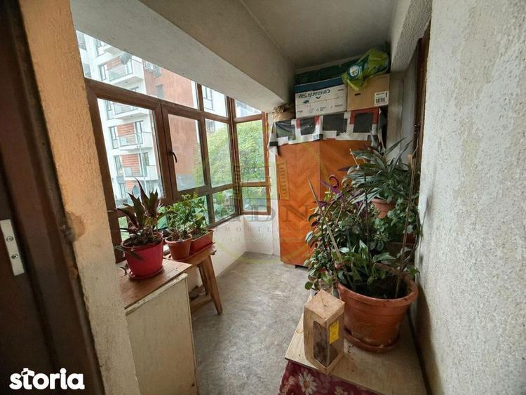 Apartament cu 4 camere semidecomandat în Lăpuș Argeș