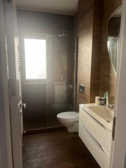 Apartament cu 3 camere decomandat, mobilat în Brâncoveanu