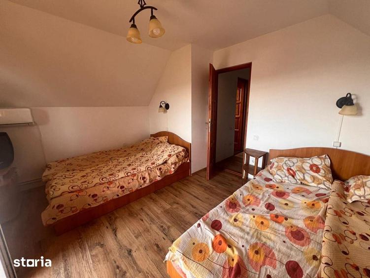 Casă cu 4 camere cu Teren 700 Mp în Central