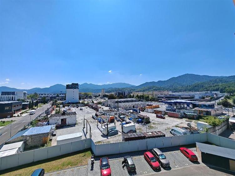 Apartament cu 3 camere decomandat, mobilat în Astra