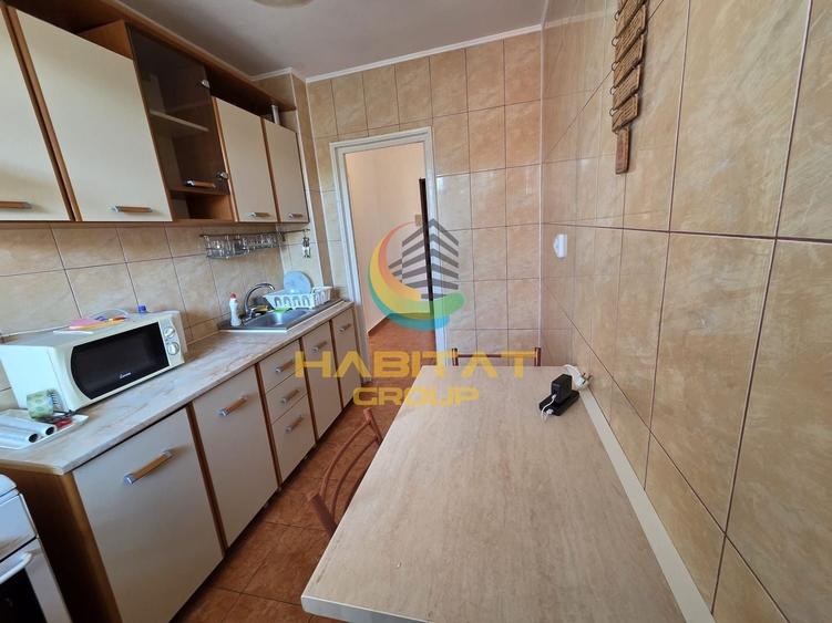 Apartament cu 3 camere decomandat în Apărătorii Patriei