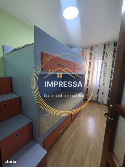 Apartament cu 3 camere decomandat în Burdujeni