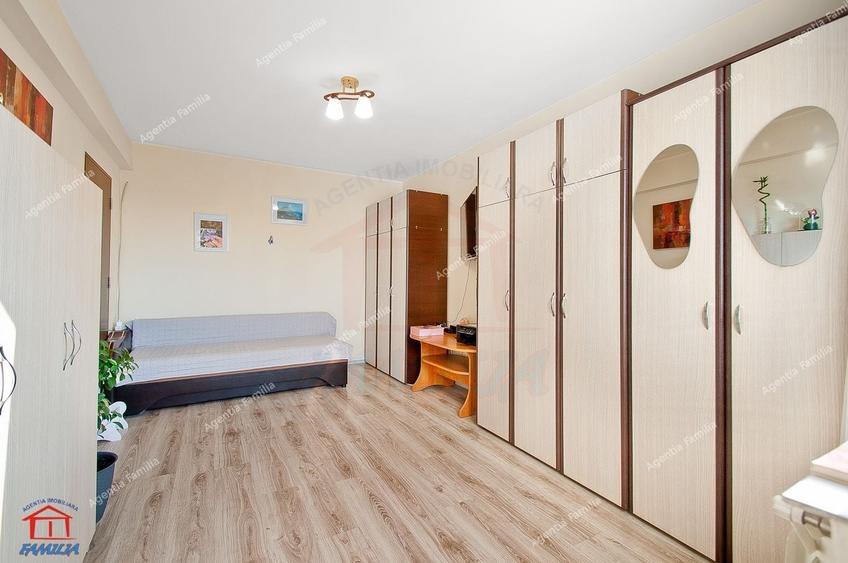 Apartament cu 2 camere decomandat, mobilat în Micro 19