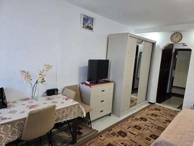 Garsonieră semidecomandată în Brazda lui Novac