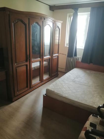 Apartament cu 3 camere circular în Colentina