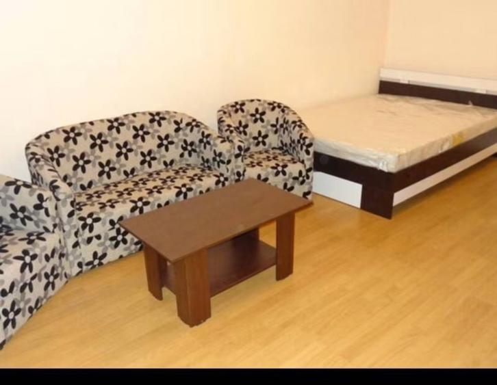 Garsonieră decomandată în Brâncoveanu