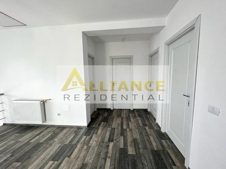 Casă individuală cu 5 camere cu Canalizare în Berceni