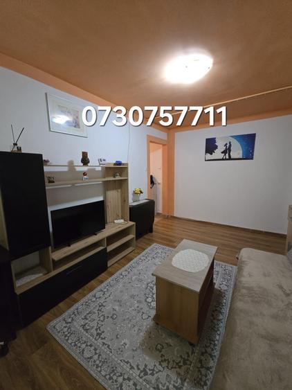 Apartament cu 2 camere semidecomandat în Dacia