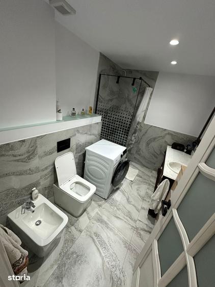 Apartament cu 3 camere decomandat în Ultracentral