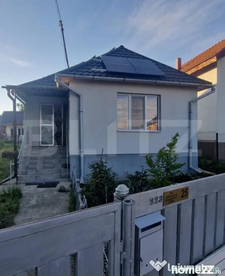 Casă cu 2 camere cu Teren 1600 Mp în Uriu