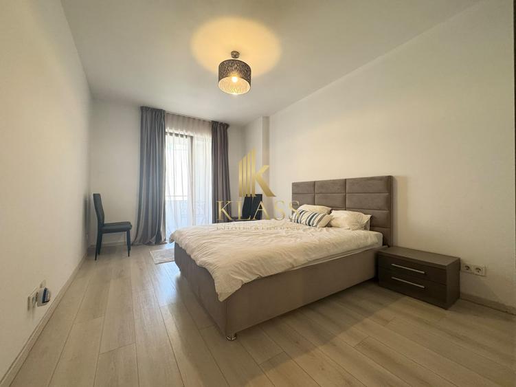 Apartament cu 3 camere semidecomandat, mobilat în Unirii
