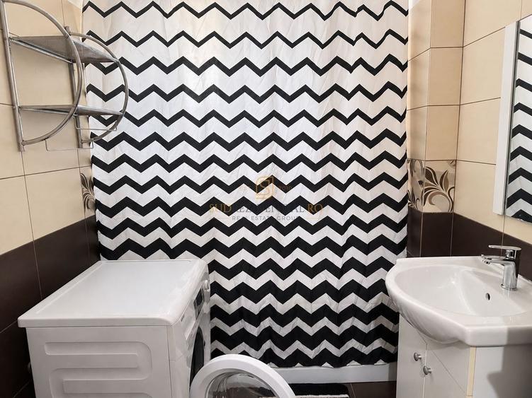 Apartament cu 2 camere semidecomandat, mobilat în Sud