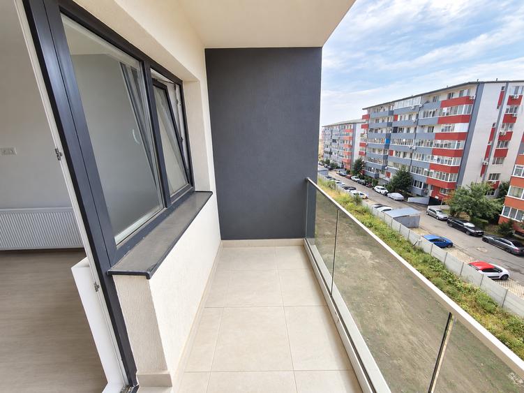 Apartament cu 2 camere semidecomandat în Sud