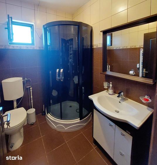 Casă cu 4 camere cu Teren 515 Mp în Corbu