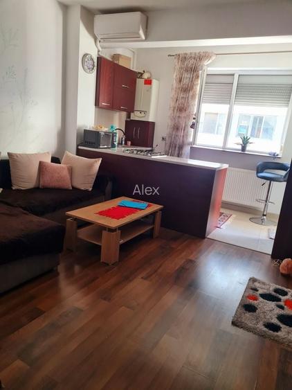 VAND apartament 2 camere, urgent !!