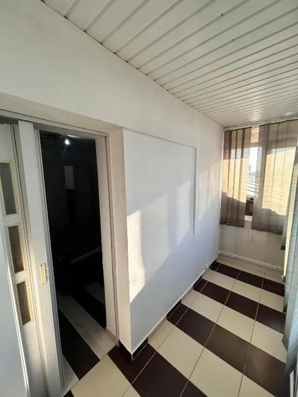 Inchiriez3 camere Centrala proprie stradal vizavi de spital - 4