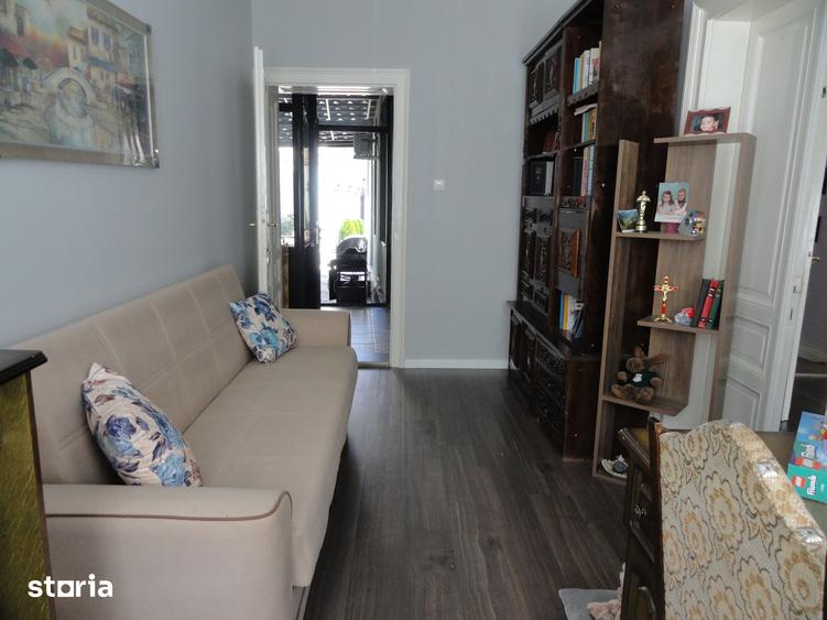 Casă cu 4 camere cu Teren 313 Mp în Central