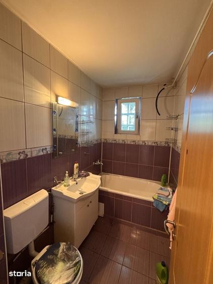 Apartament cu 3 camere decomandat în George Enescu