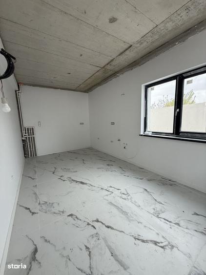 Casă cu 4 camere în Costi