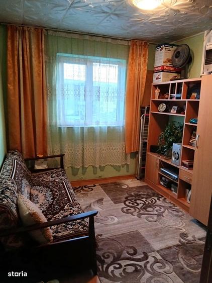 Apartament cu 3 camere decomandat în Aghireșu