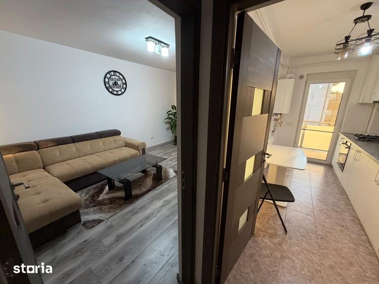 Apartament cu 2 camere decomandat în Galata