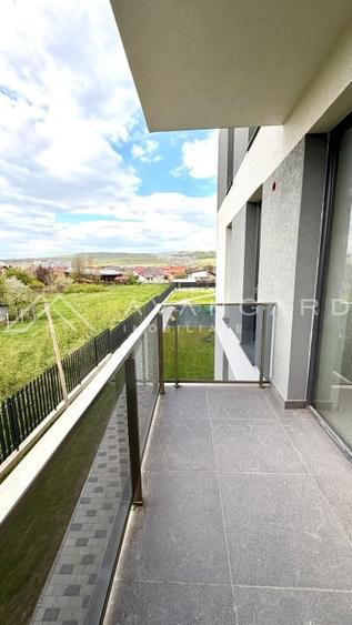 Apartament 3 camere, CF disponibil, 2 balcoane, bloc nou - 10